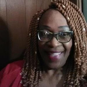 Meet your Posher, Carol